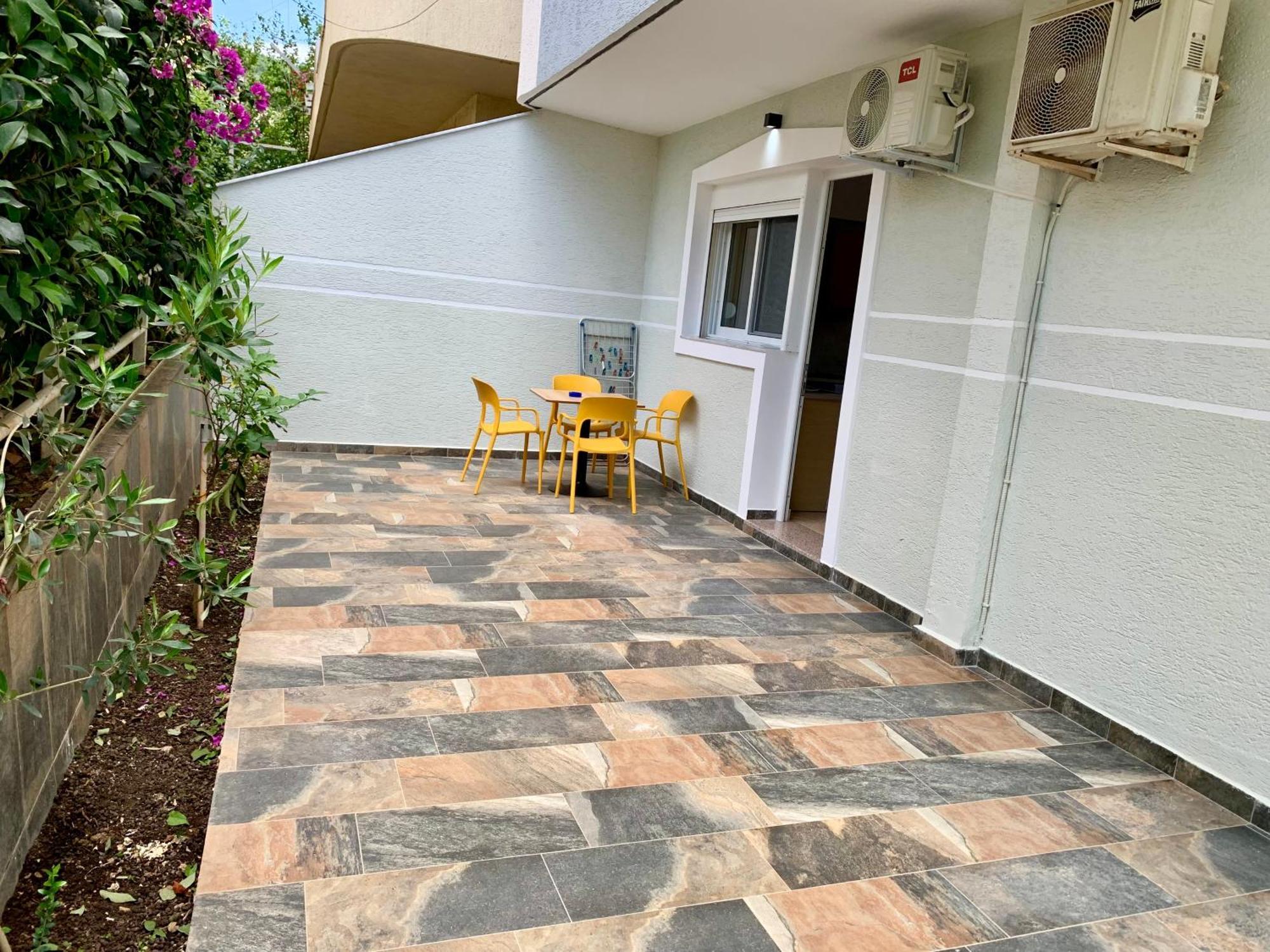 Maxus Apts Sarande Ngoại thất bức ảnh